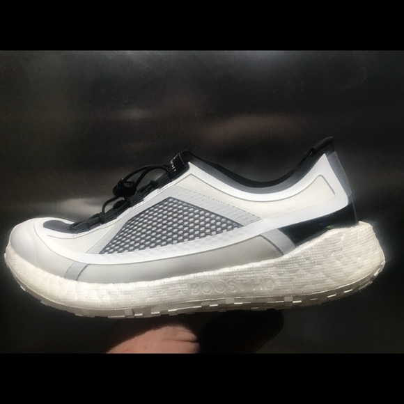 Stella McCartney x Wmns PulseBoost HD ‘Core White’ - Picture 4 of 9
